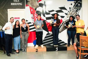 São Vicente realiza final de torneio de kart com alunos da rede municipal