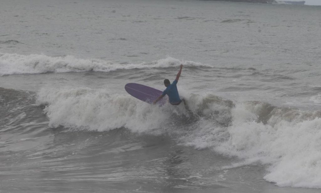 Santos abre seletiva para formar equipe de longboard para competições