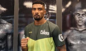 Lutador santista Vanderlei Gonçalves disputa LFA 229 na capital paulista