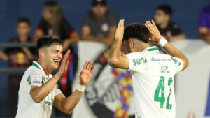 Palmeiras arma retranca, se defende bem e derrota o Bragantino