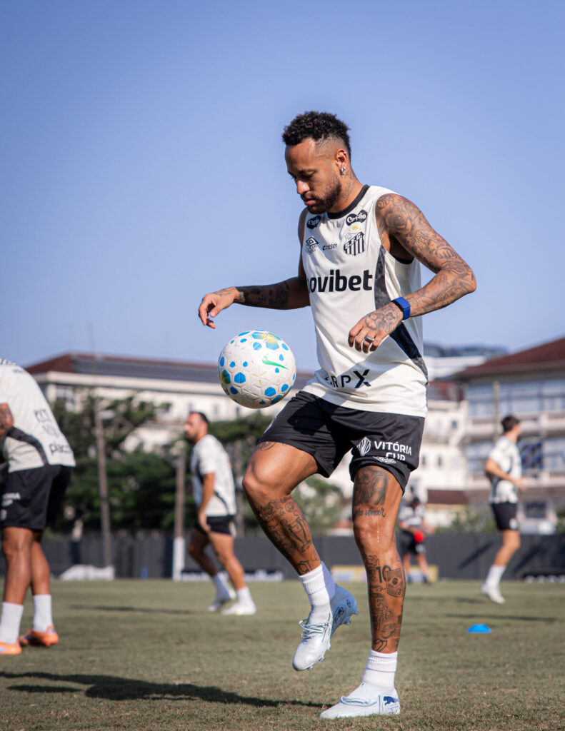 Santos enfrenta o San Lorenzo pela Sul-Americana, Neymar se diz confiante para a partida