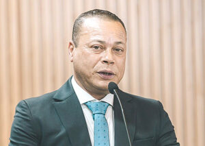 Em Cubatão, oposição se articula para evitar reeleição de César Nascimento