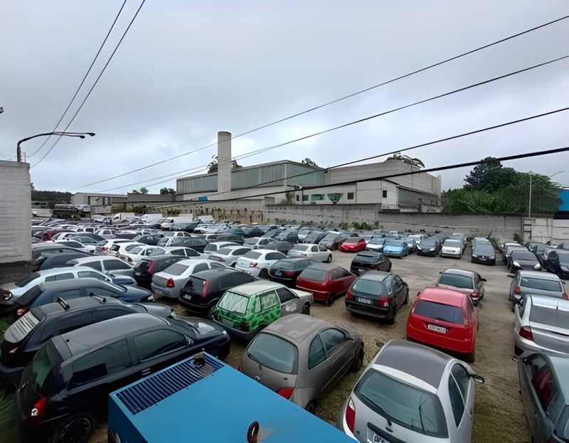 Artesp abre leilão de veículos recolhidos em Santos