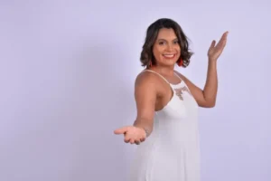 Artista paraibana Turmalina apresenta novo show no Sesc Santos