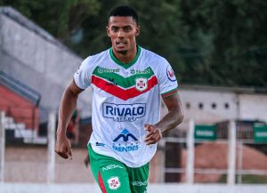 Flávio Souza destaca apoio da torcida em decisão da Briosa