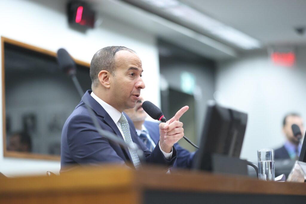 Barbosa defende ações para acabar com gargalos logísticos