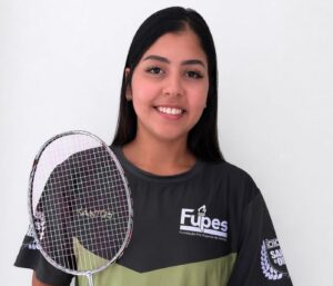 Raissa Lima participa de ação do Projeto Campeão na Escola em Santos