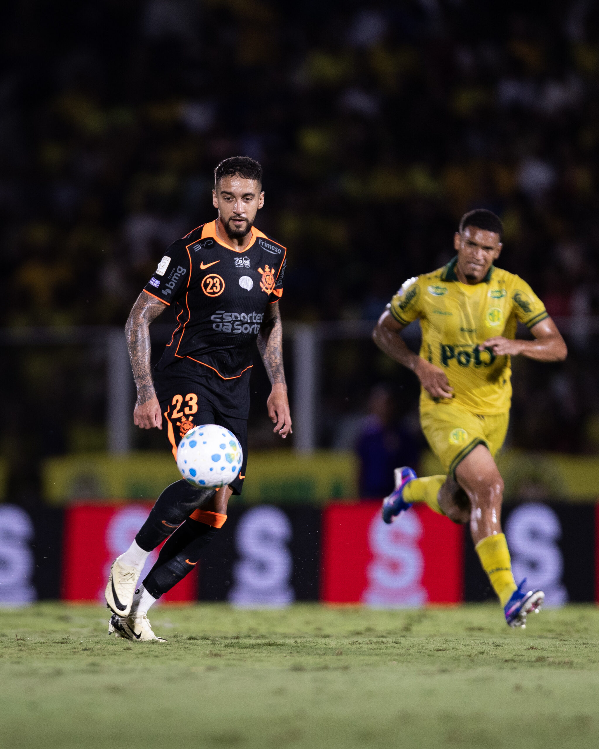 Corinthians perde do Mirassol, vê fim de série invicta de Diniz e volta à zona de rebaixamento | Jornal da Orla