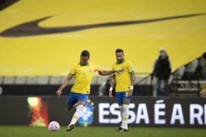 Casemiro diz que Neymar aceitaria a reserva na seleção e afirma: ‘Ele não precisa provar nada’