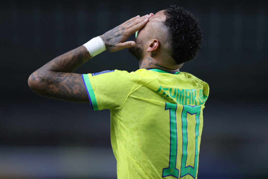 Neymar fica de fora do primeiro treino da seleção em Teresópolis