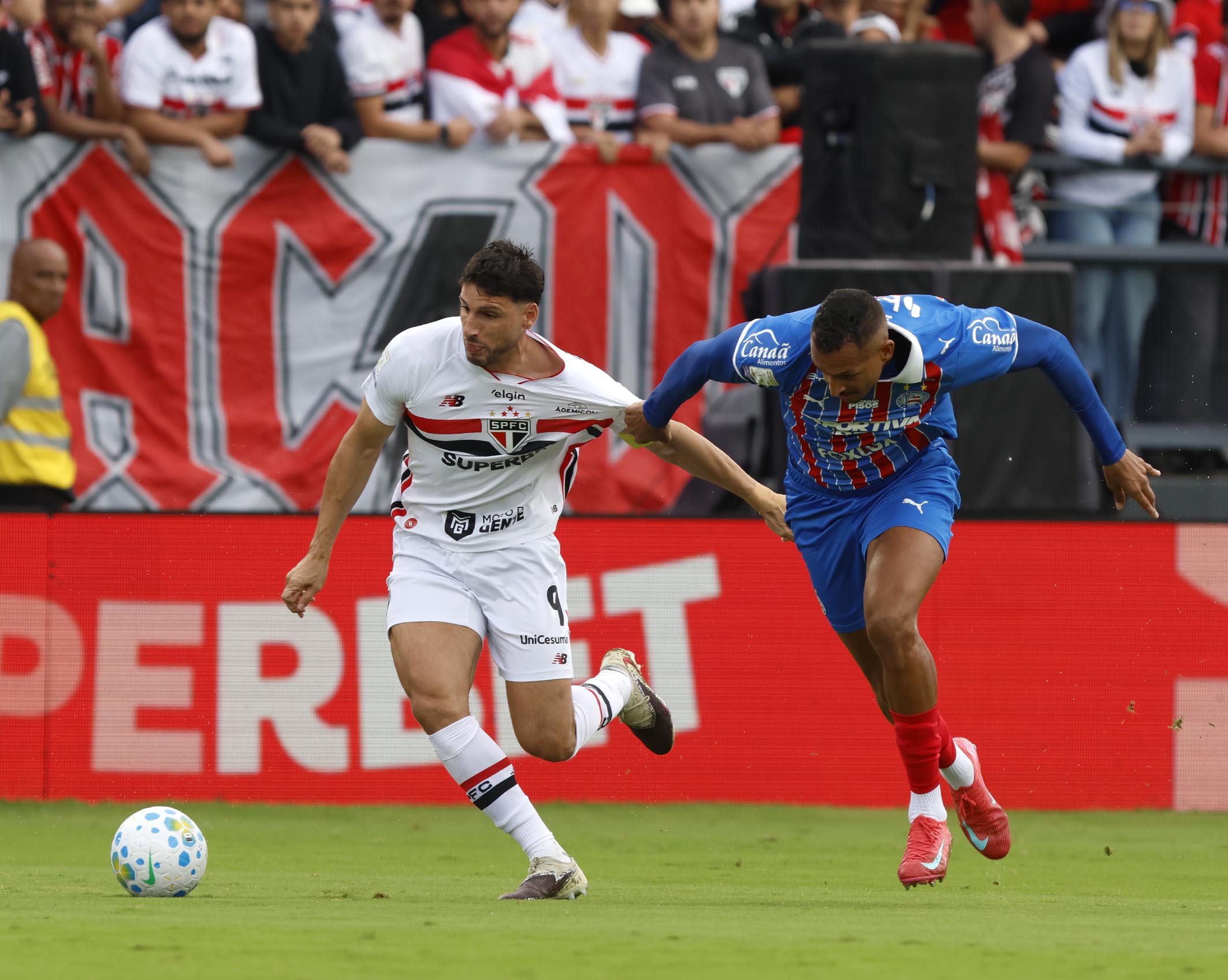 São Paulo vacila, leva gol aos 51 do 2º tempo e fica no empate contra o Bahia no Brasileirão | Jornal da Orla