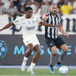 Botafogo dá show e afunda Corinthians no Z-4 do Brasileirão