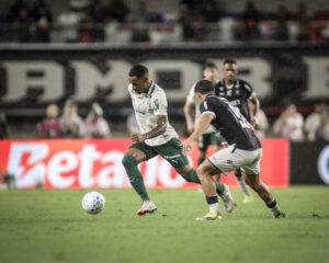 Palmeiras não aproveita expulsão do Remo e empata em jogo atrasado pela chuva