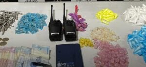 Suspeito vê PM, tenta escapar e é preso em São Vicente