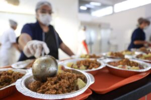 Primeiro ‘Bom Prato’ da região reabre nesta quinta, em novo endereço