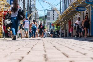 Dia Livre de Impostos: descontos podem chegar a 70%