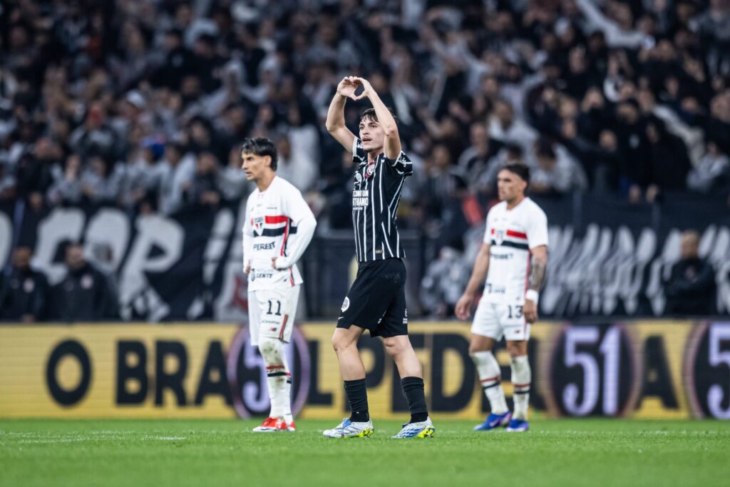 Corinthians bate o São Paulo em clássico bem jogado em Itaquera, mas segue na luta contra o Z-4
