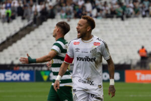 Neymar tem ‘dia de cão’ em Itaquera, mas ainda sonha com a Copa do Mundo