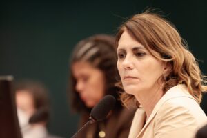 Deputada critica Lula por política para mulheres mas “esquece” gestão de Bolsonaro