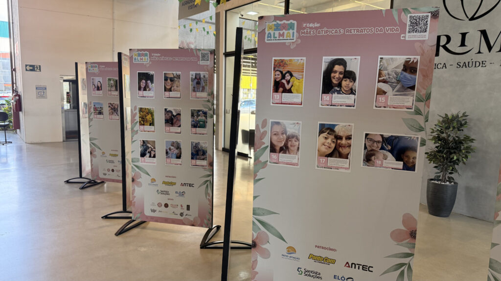 Maternidade atípica ganha visibilidade em exposição em Praia Grande
