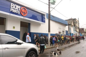 Bom Prato reabre em Santos e é aprovado pelo público