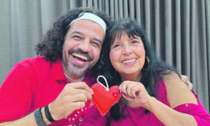 Regina, como toda grande mãe, não se divide: é puro coração