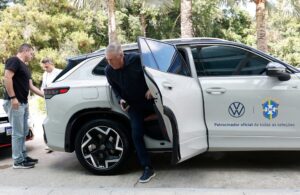 Seleção chega à Granja Comary com Neymar para abrir os trabalhos de Ancelotti