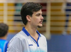 Matheus Castro assume equipes masculinas de basquete de Praia Grande