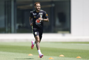 Neymar não viaja com a Seleção e está fora do jogo contra o Haiti