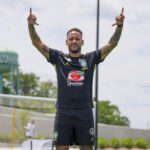 Ancelotti confirma retorno de Neymar para duelo com a Escócia
