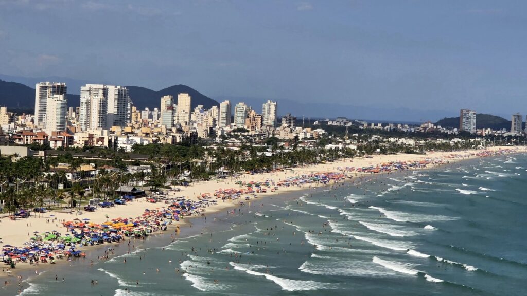 6ª Copa Guarujá de Futevôlei começa nesta sexta-feira, na Enseada