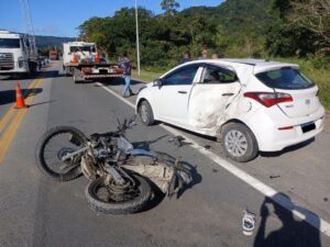 Motociclista morre em acidente na Rio-Santos