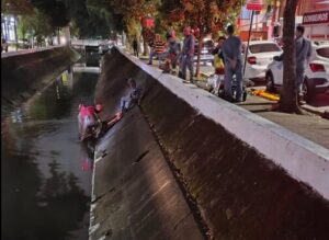 Adolescente é resgatado após cair em canal de Santos