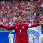 Cristiano Ronaldo se torna o primeiro jogador a marcar em seis edições de Copa do Mundo