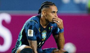 Raphinha tem lesão confirmada e inicia tratamento com a Seleção Brasileira