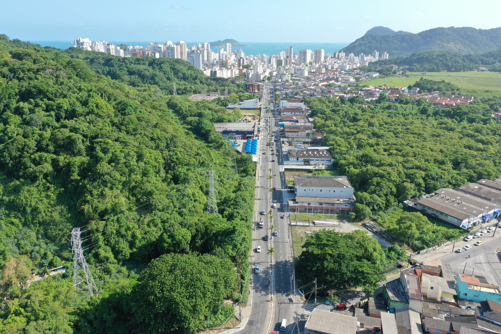 Guarujá celebra 92 anos com entregas e lembranças do passado de brilho