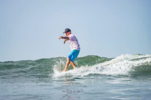 Santos recebe etapa de longboard com disputas entre atletas de diferentes gerações