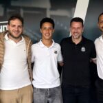 Destaque do Sub-17, Joãozinho firma vínculo profissional com o Santos