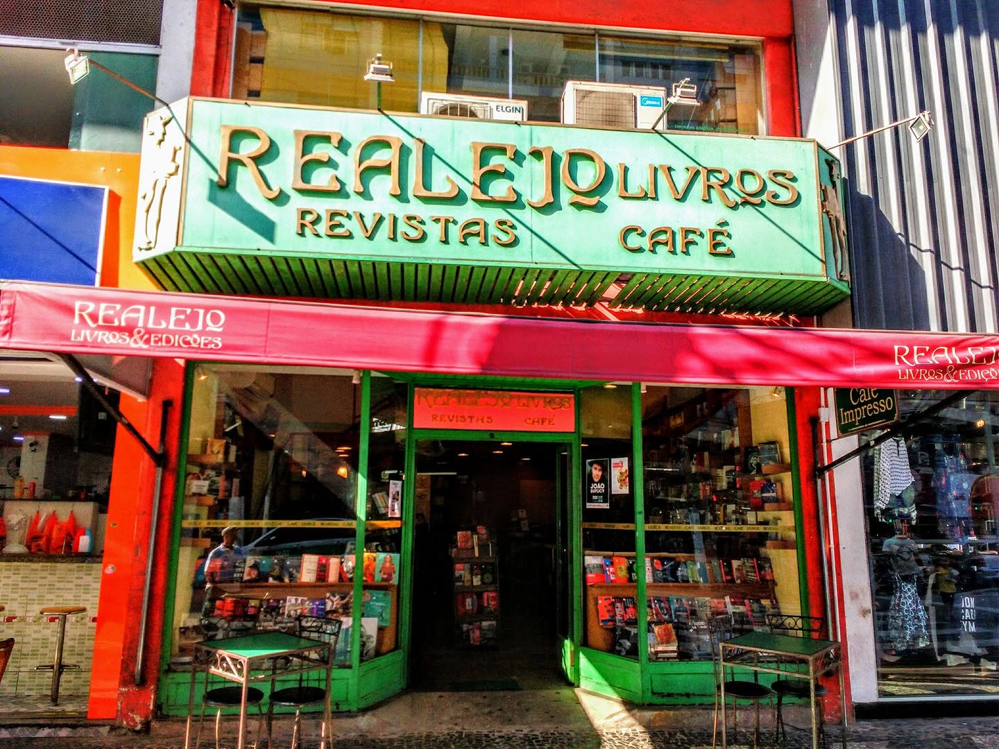 Realejo Livros celebra seus 25 anos como referência cultural em Santos