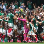 Anfitrião México estreia com vitória sobre a África do Sul na Copa do Mundo