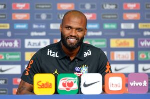 Igor Thiago celebra sonho realizado com vaga na Copa do Mundo