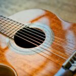 Cantor santista faz da música autoral um ato de resistência