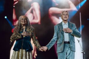 Maria Bethânia, a grande dama da MPB, faz 80 anos; Chico chega aos 82