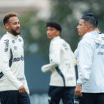 Santos volta a campo para enfrentar a Chapecoense no Brasileiro