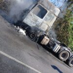 Caminhão pega fogo e causa lentidão na Anchieta