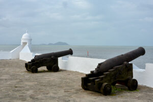 Forte São João, em Bertioga, umas das primeiras fortificações.