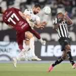Gabriel Brazão se defende após falha em derrota para o Botafogo no Brasileirão