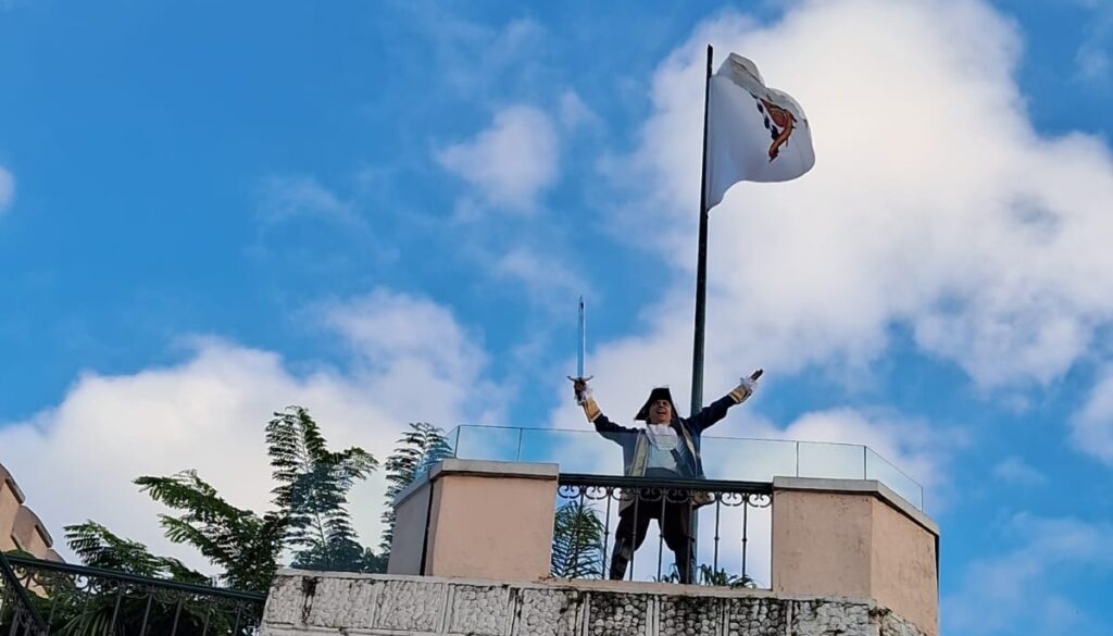 Ator leva Pirata e história de Santos a Vila do Conde, em Portugal