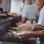 Em Guarujá, impasse ameaça funcionamento de restaurantes populares