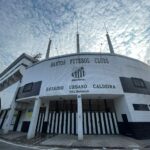 Santos mira recuperação enquanto enfrenta crise extracampo